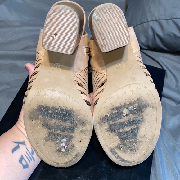 DV By Dolce Vita Women’s Taupe Tan Open Toe Bootie Wedges - Comes with Box - Picture 8 of 12